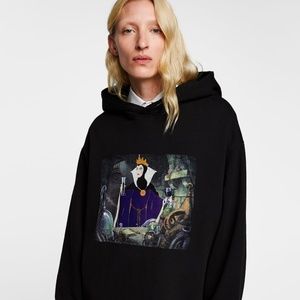 snow white hoodie zara